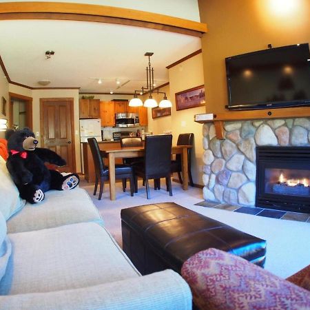 Fireside Lodge #409 By Bear Country Sun Peaks Eksteriør billede