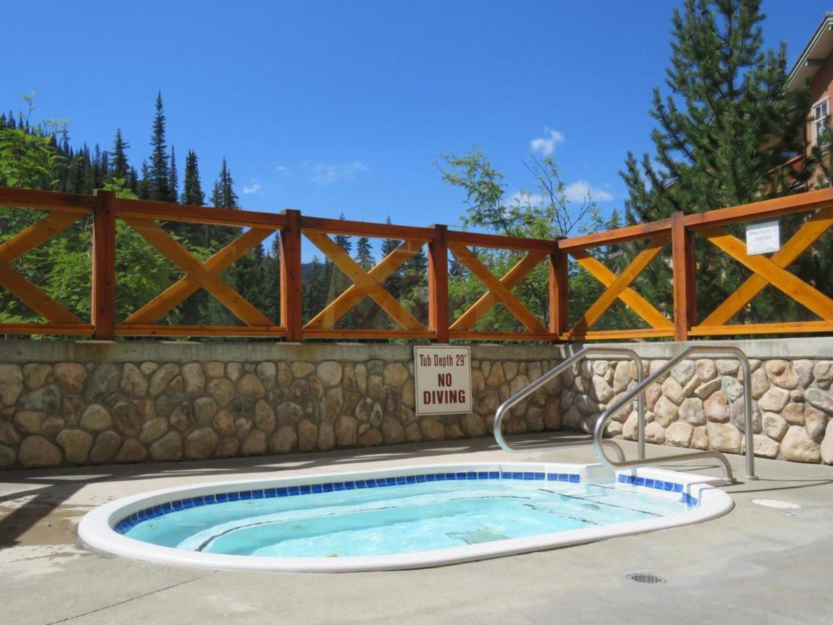 Fireside Lodge #409 By Bear Country Sun Peaks Eksteriør billede